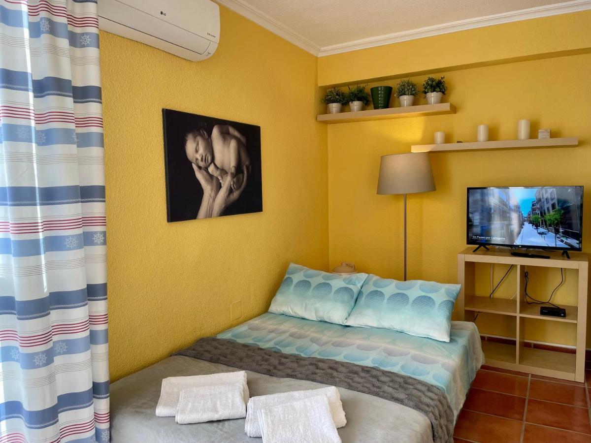 Cosy, Seaview Apartment, Close To Beach And Bars -Edificio Rhin Campoamor Exterior foto